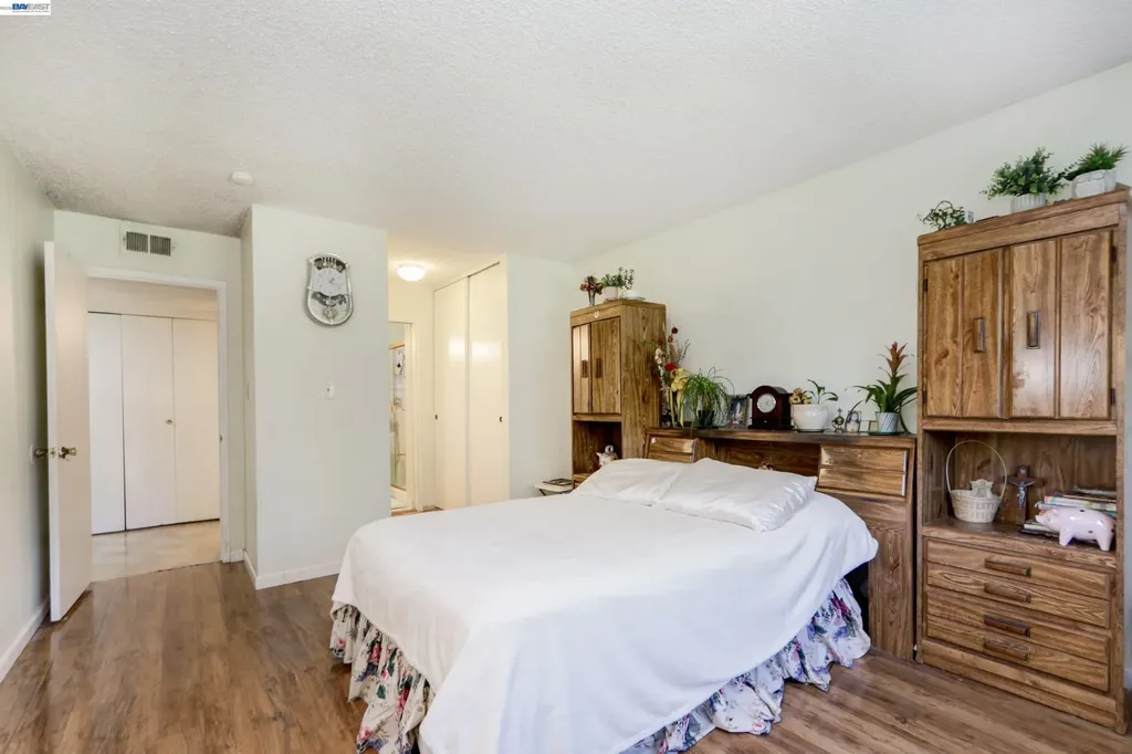 36276 Cedar Boulevard Newark CA 94560