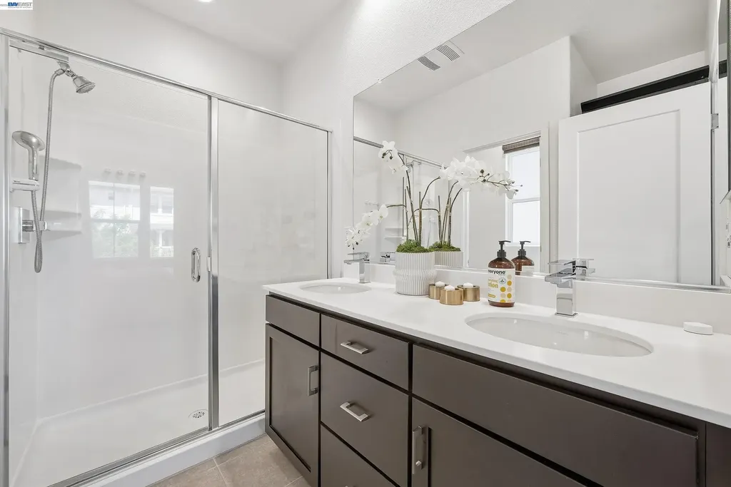 8556 Seawind Way Newark CA 94560