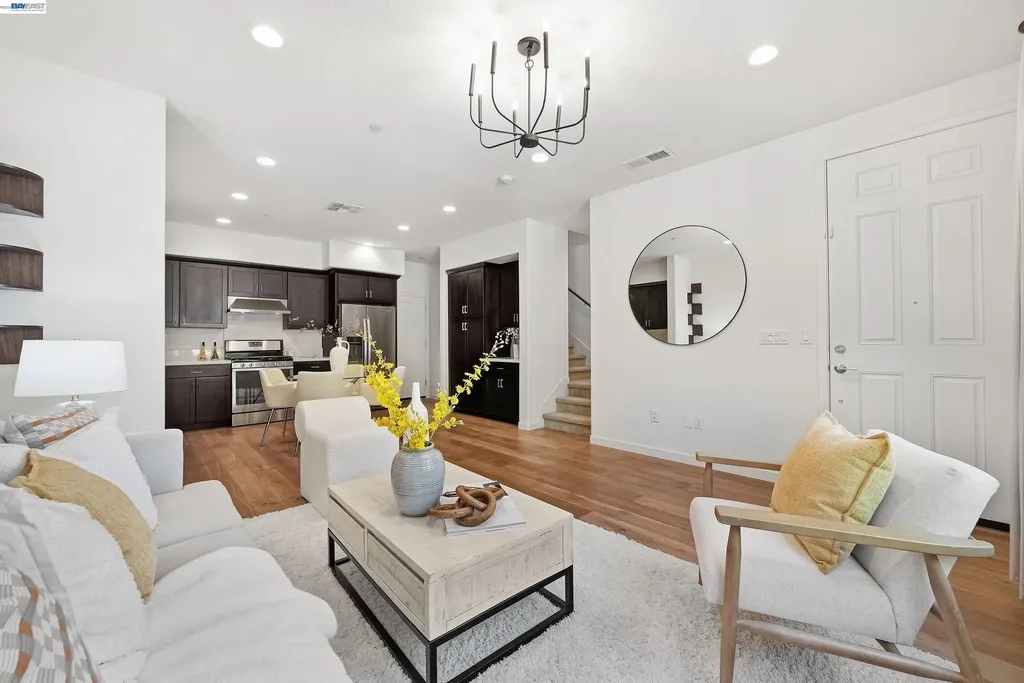 8556 Seawind Way Newark CA 94560