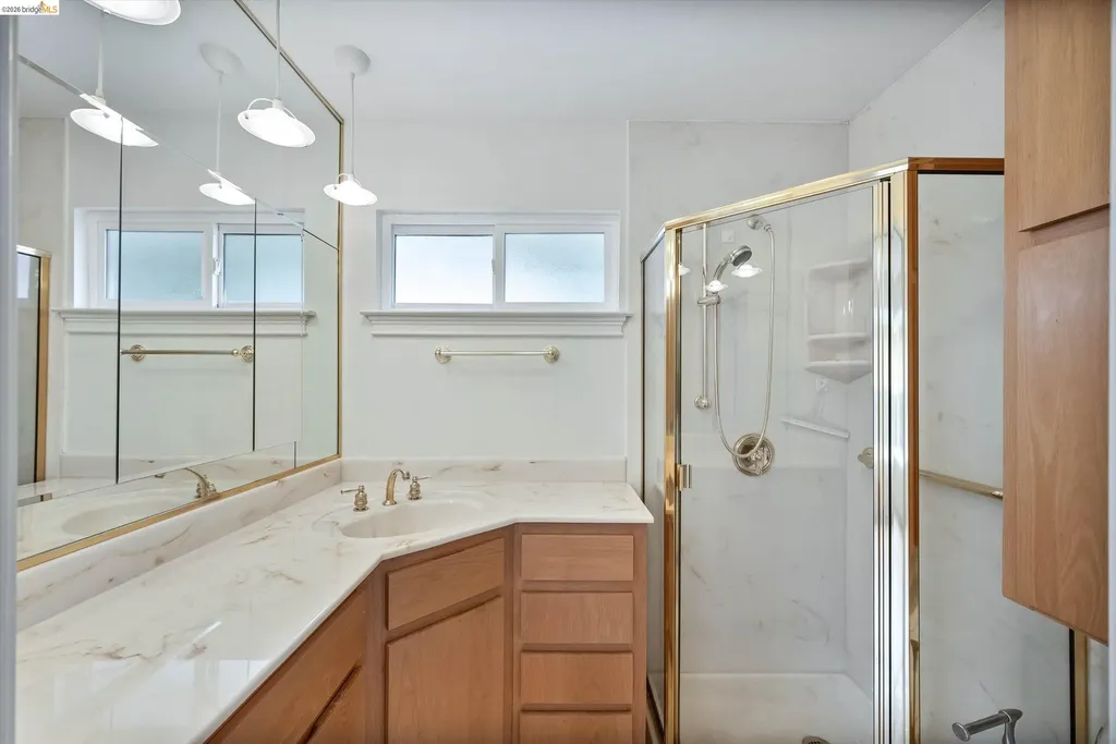 4054 Milton Avenue Castro Valley CA 94546