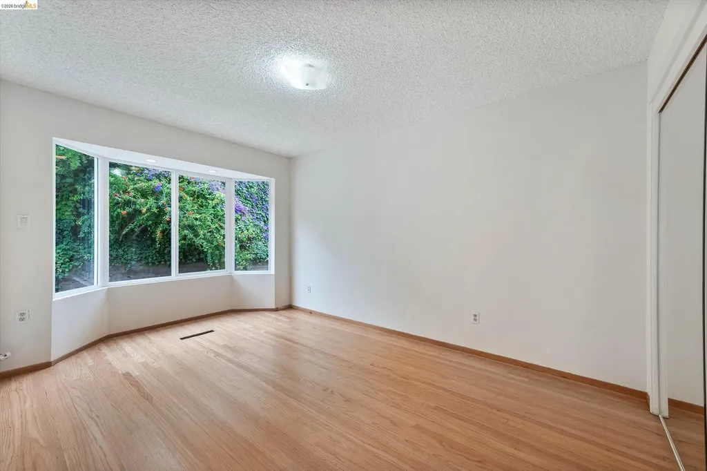 4054 Milton Avenue Castro Valley CA 94546