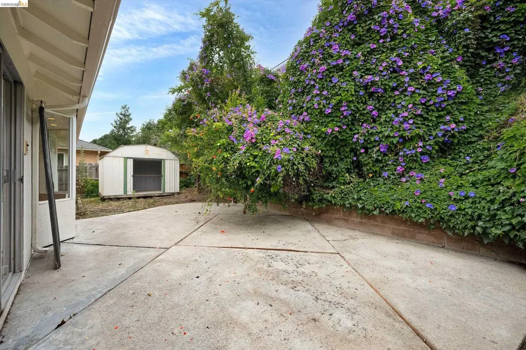 4054 Milton Avenue Castro Valley CA 94546