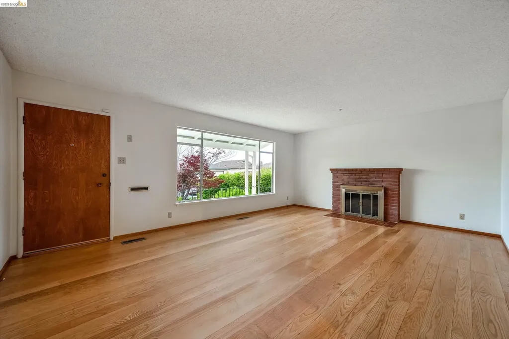 4054 Milton Avenue Castro Valley CA 94546