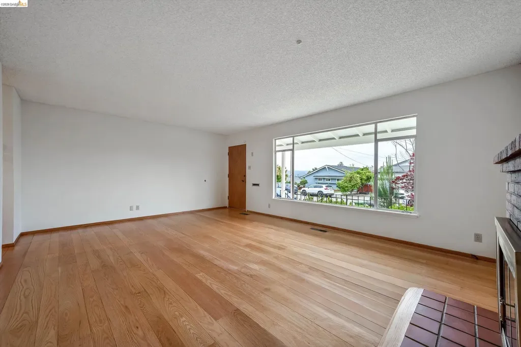 4054 Milton Avenue Castro Valley CA 94546