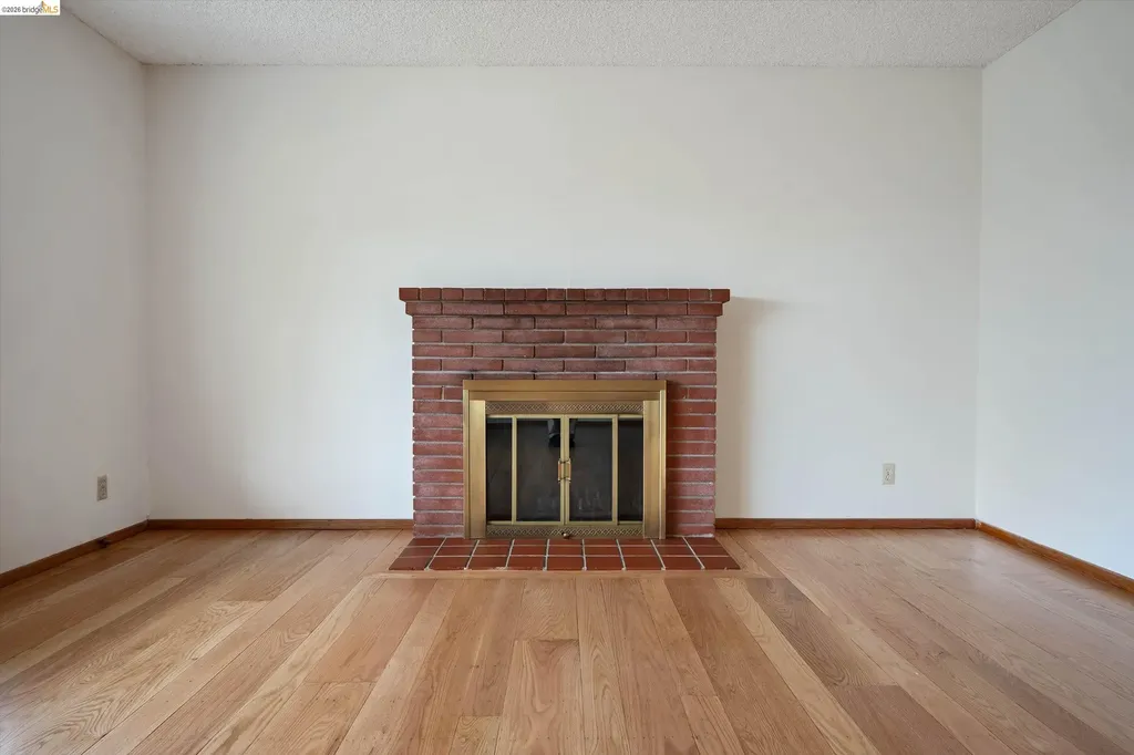 4054 Milton Avenue Castro Valley CA 94546