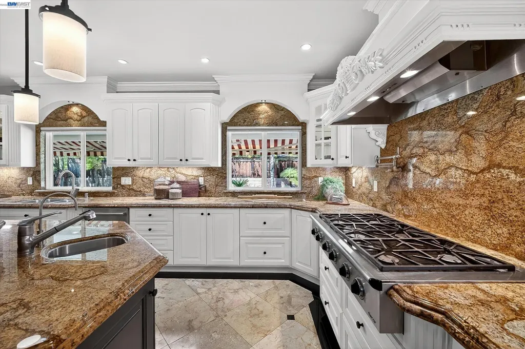 2337 Grosvenor Heights Court Livermore CA 94550