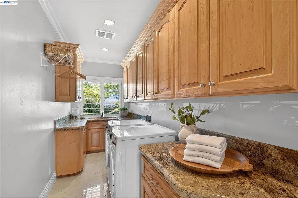 2337 Grosvenor Heights Court Livermore CA 94550