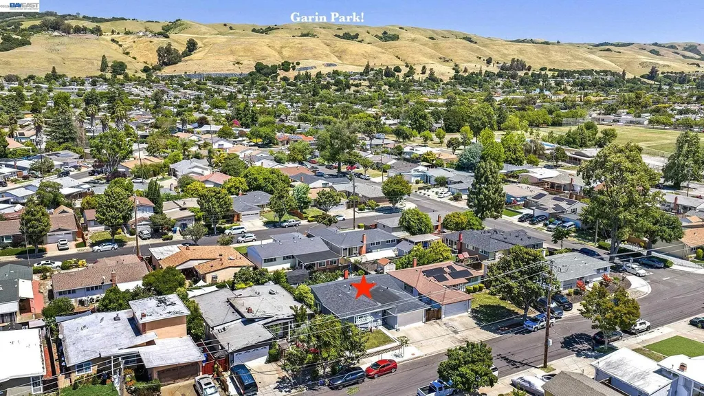 30532 Carroll Avenue Hayward CA 94544