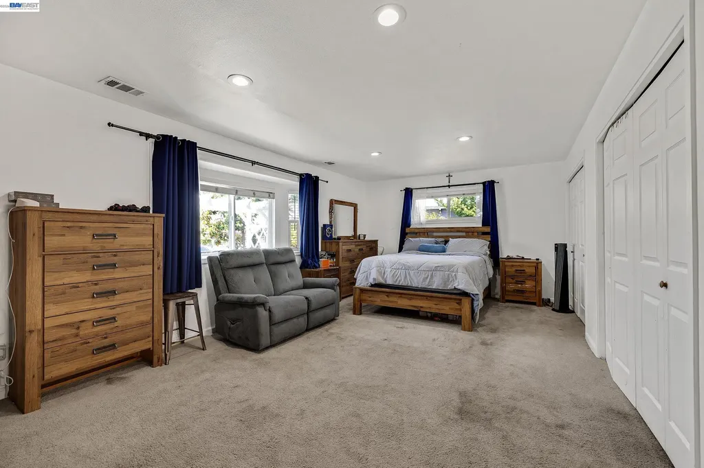 30532 Carroll Avenue Hayward CA 94544