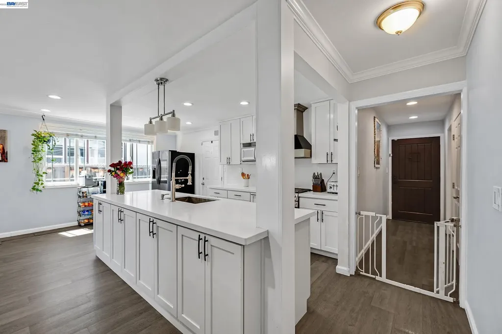 30532 Carroll Avenue Hayward CA 94544