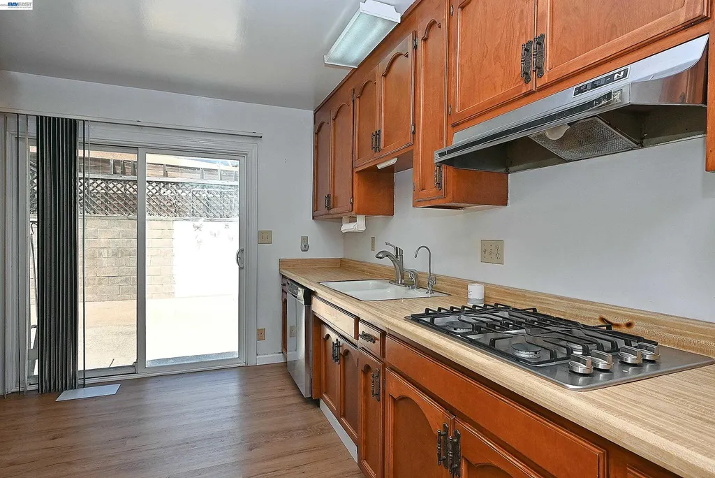 2082 Placer Drive Castro Valley CA 94578