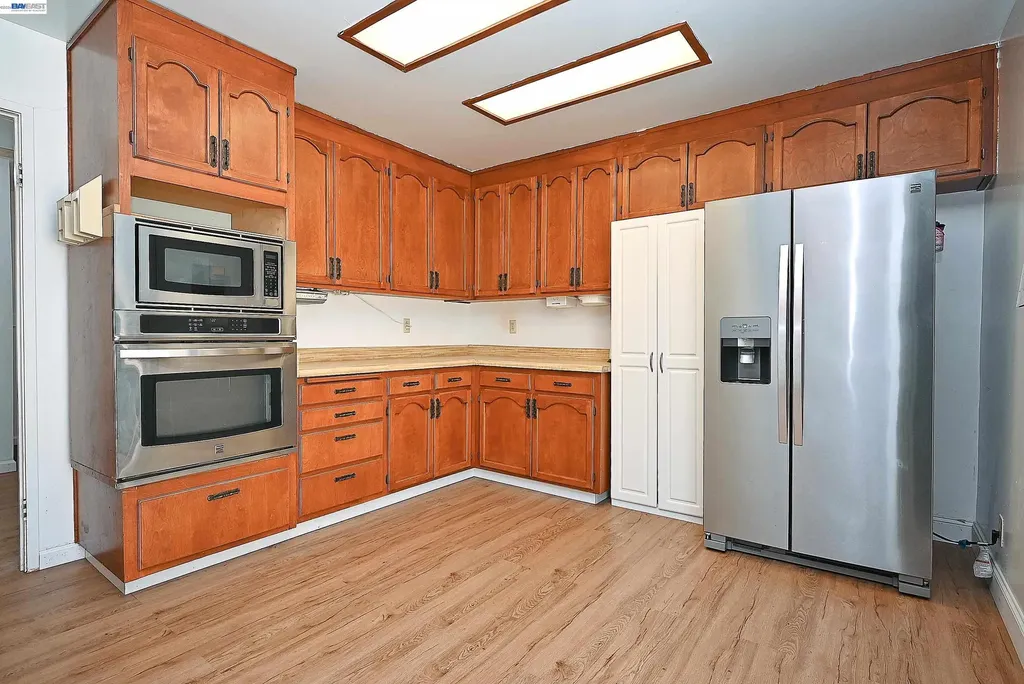 2082 Placer Drive Castro Valley CA 94578
