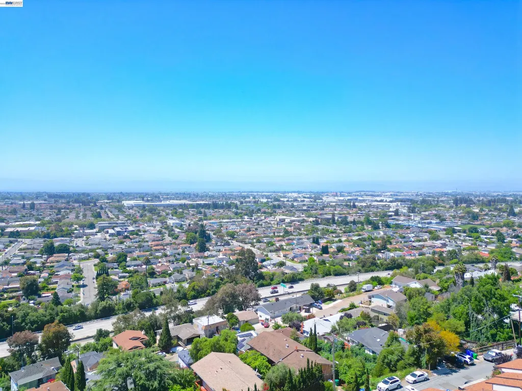 2082 Placer Drive Castro Valley CA 94578
