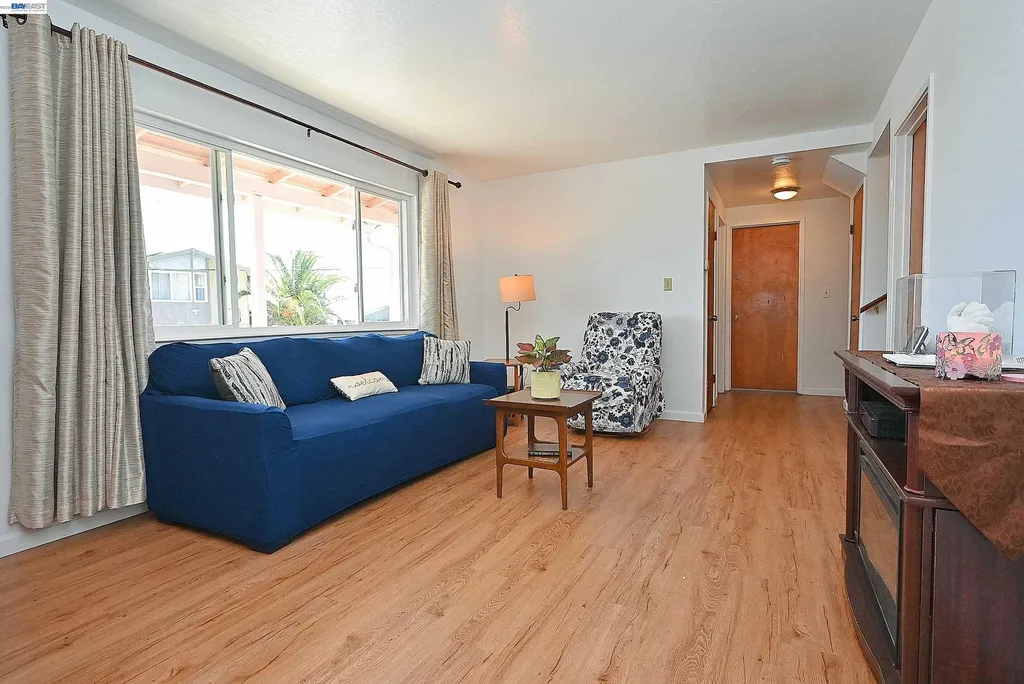 2082 Placer Drive Castro Valley CA 94578