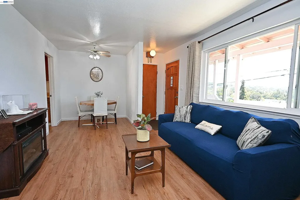2082 Placer Drive Castro Valley CA 94578