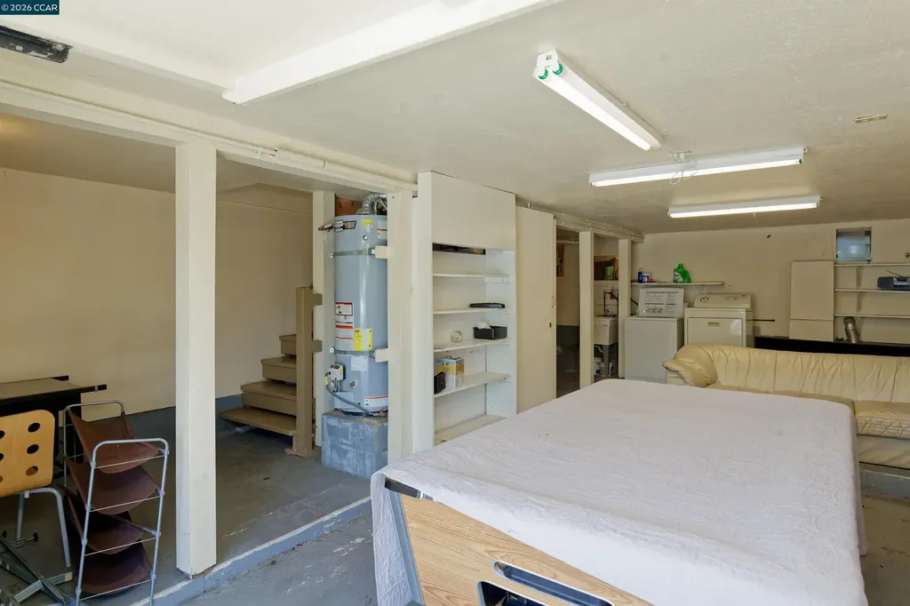 6312 Herzog Street Oakland CA 94608