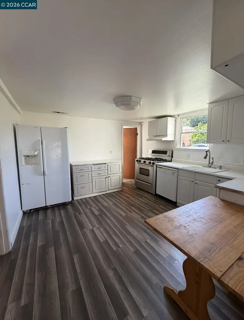 604 Berrellesa Street Martinez CA 94553