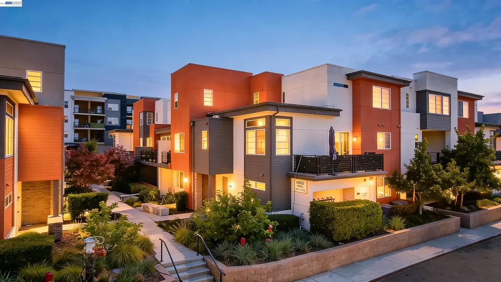 29268 Hub Lane Hayward CA 94544