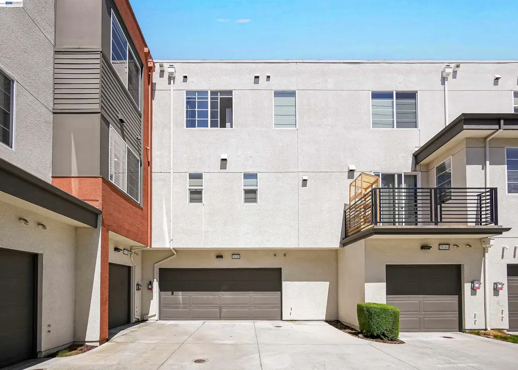 29268 Hub Lane Hayward CA 94544