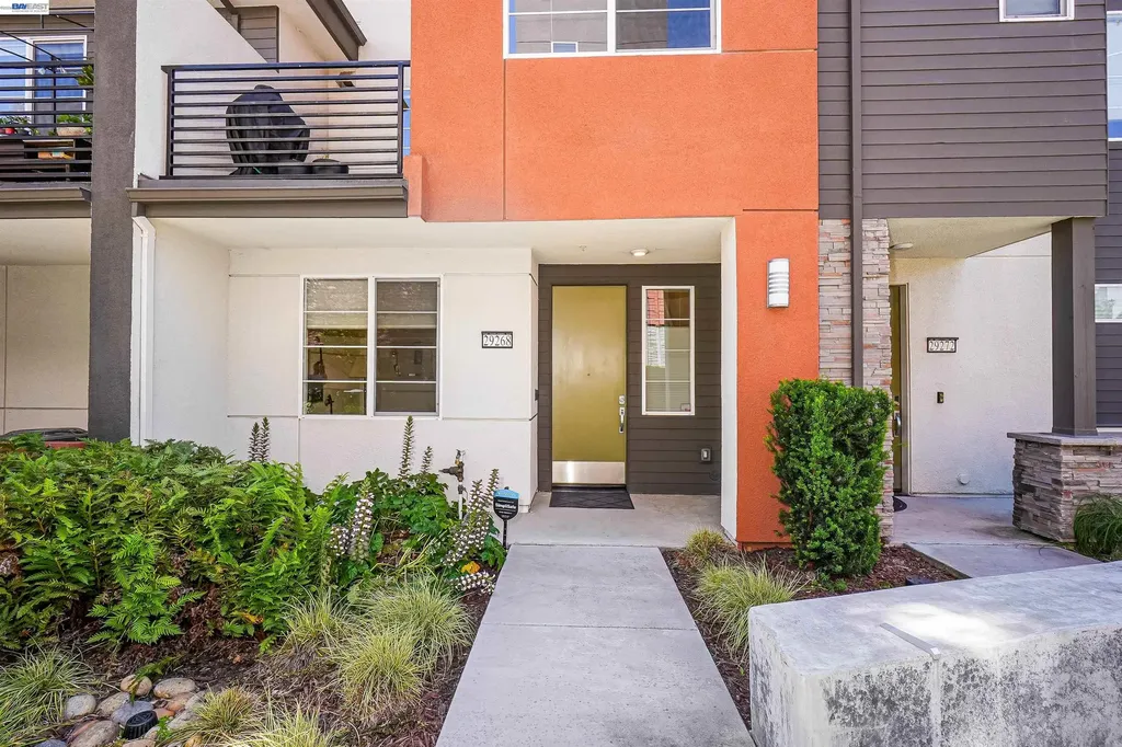 29268 Hub Lane Hayward CA 94544