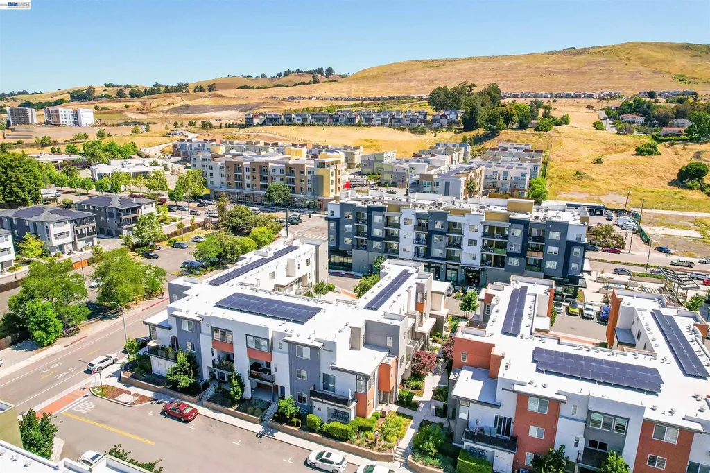 29268 Hub Lane Hayward CA 94544