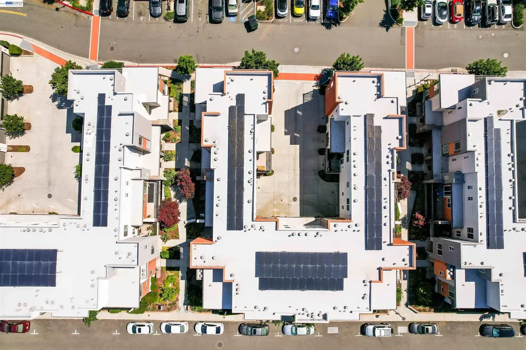 29268 Hub Lane Hayward CA 94544