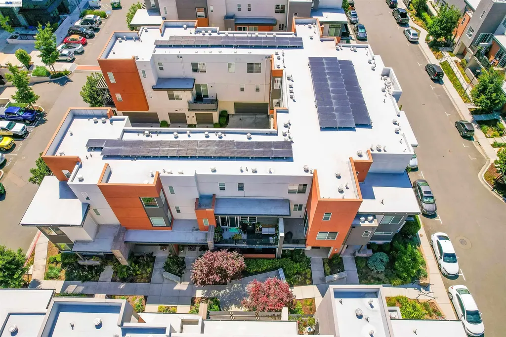 29268 Hub Lane Hayward CA 94544