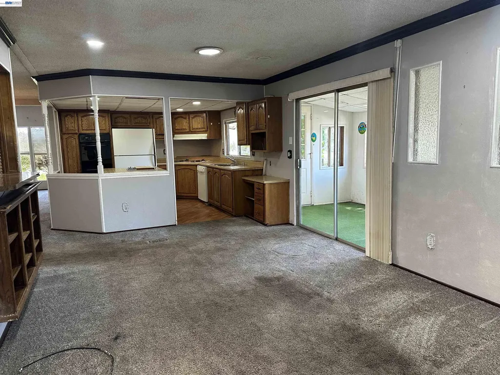 390 Tropicana Way Union City CA 94587