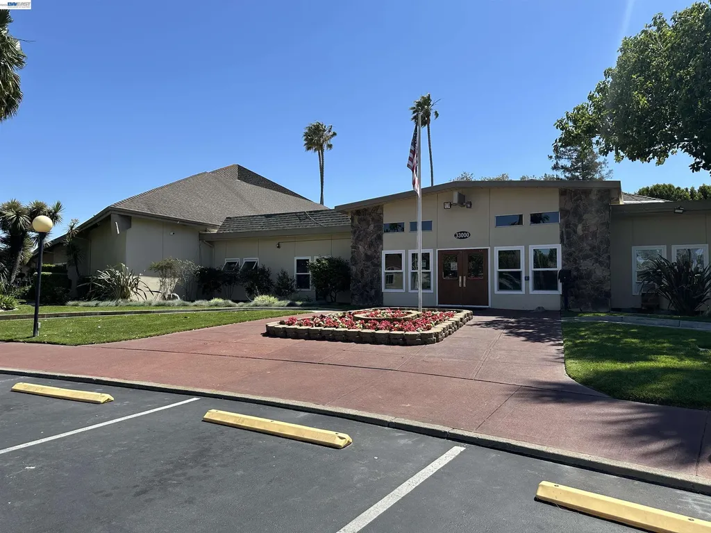 390 Tropicana Way Union City CA 94587