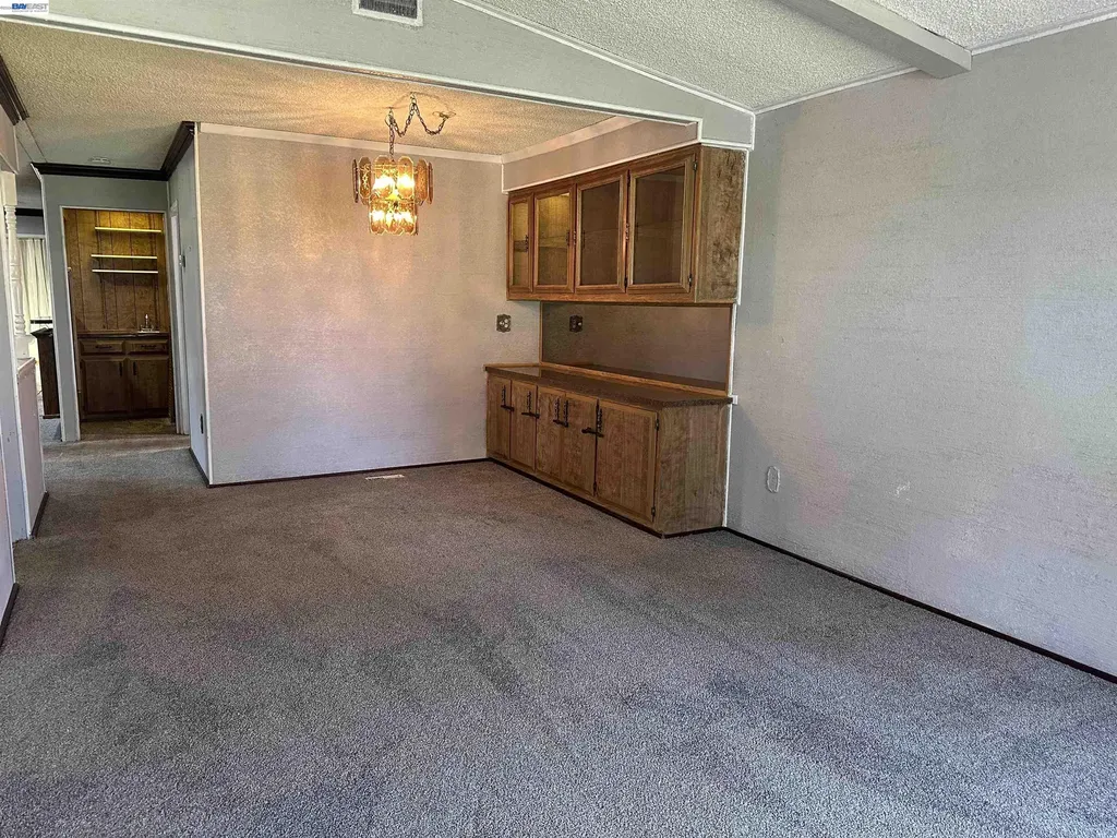390 Tropicana Way Union City CA 94587