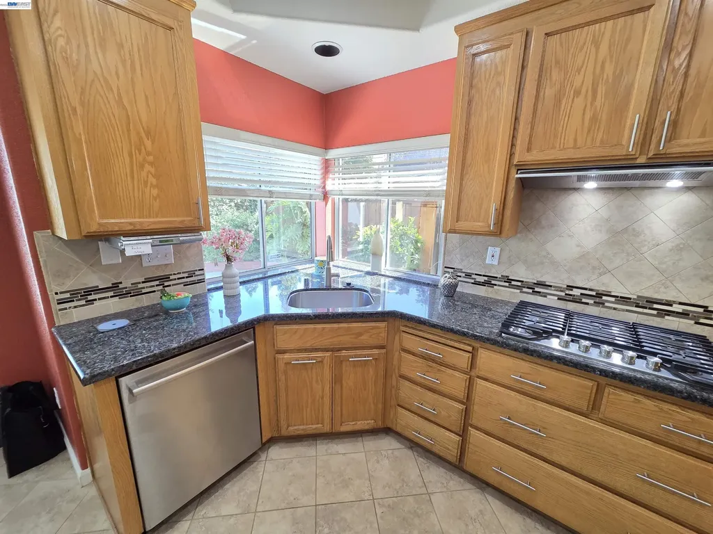 2850 Montair Way Union City CA 94587