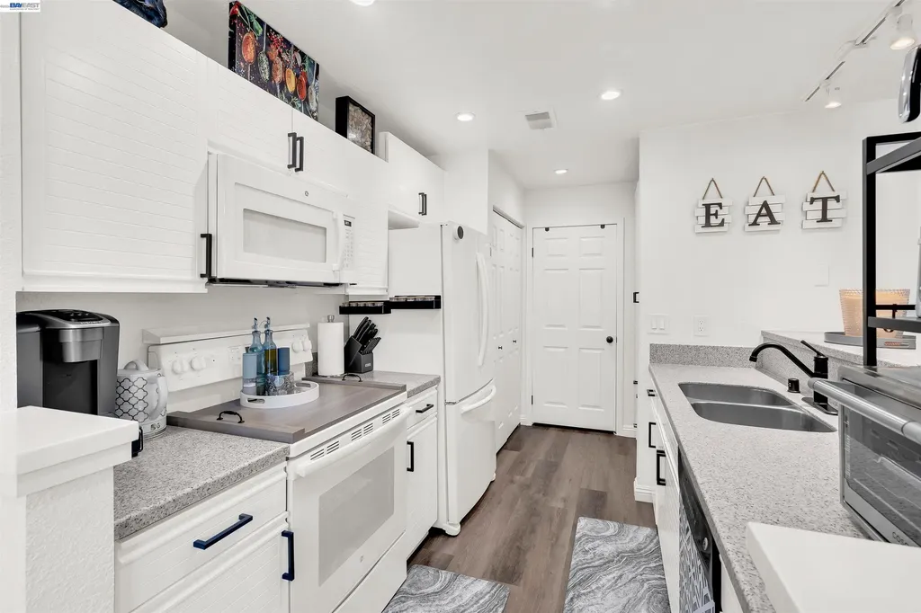 8170 Mountain View Drive Pleasanton CA 94588
