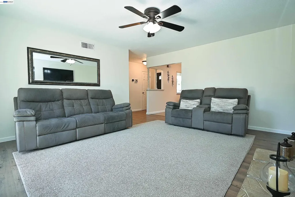 637 Dover Way Livermore CA 94551