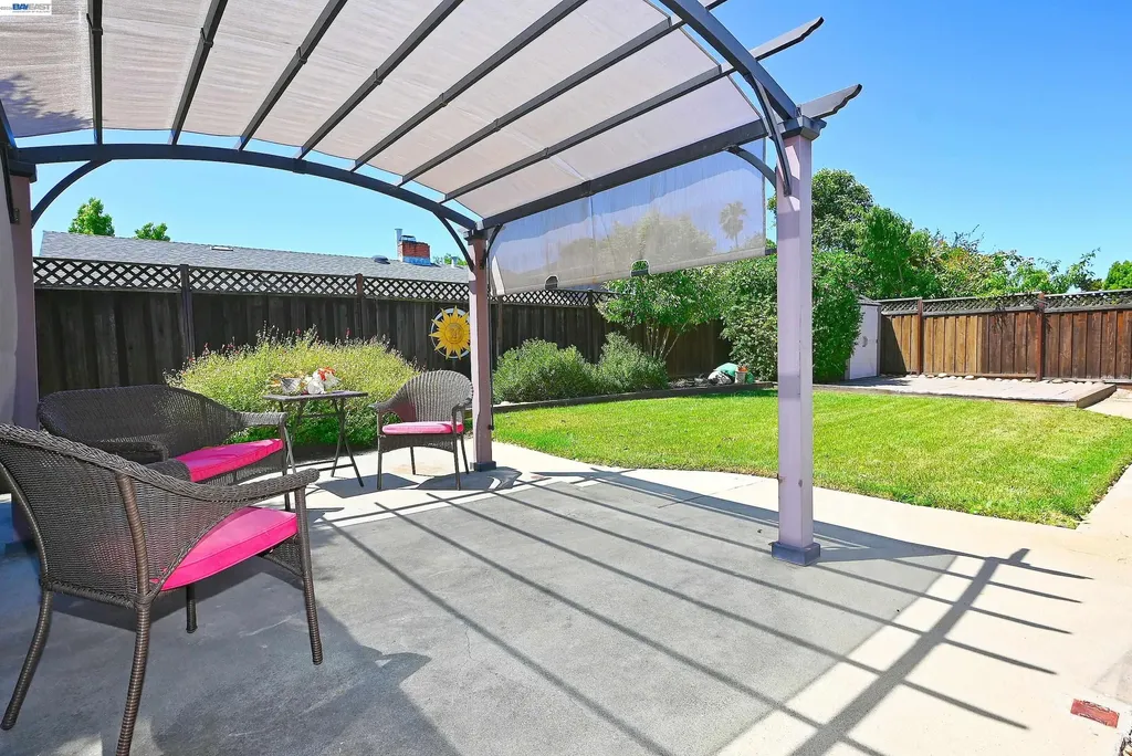 637 Dover Way Livermore CA 94551