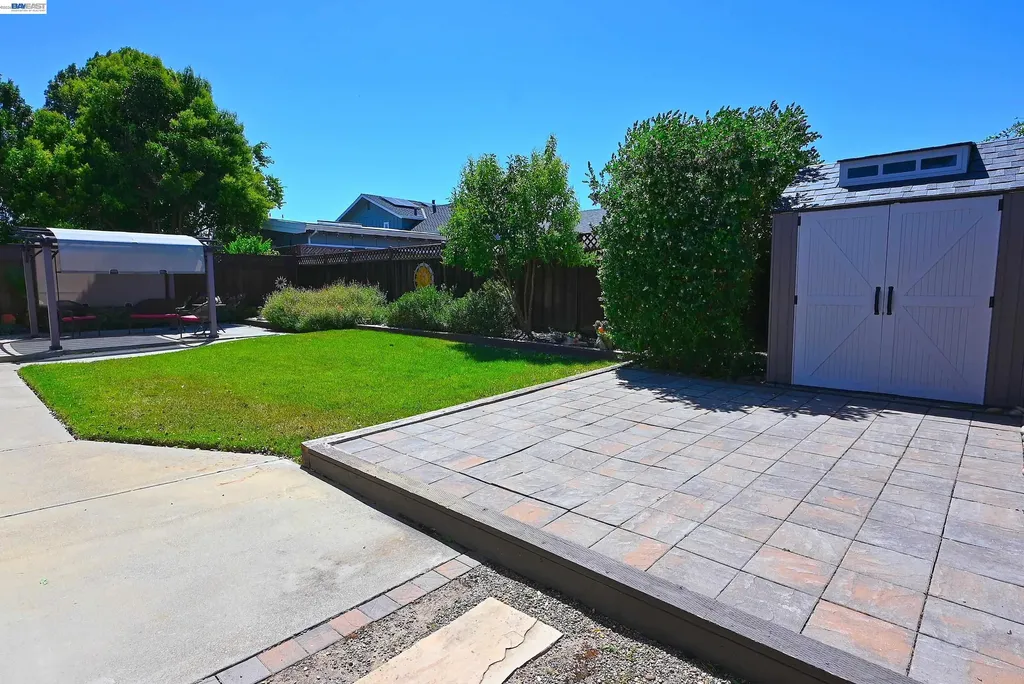 637 Dover Way Livermore CA 94551