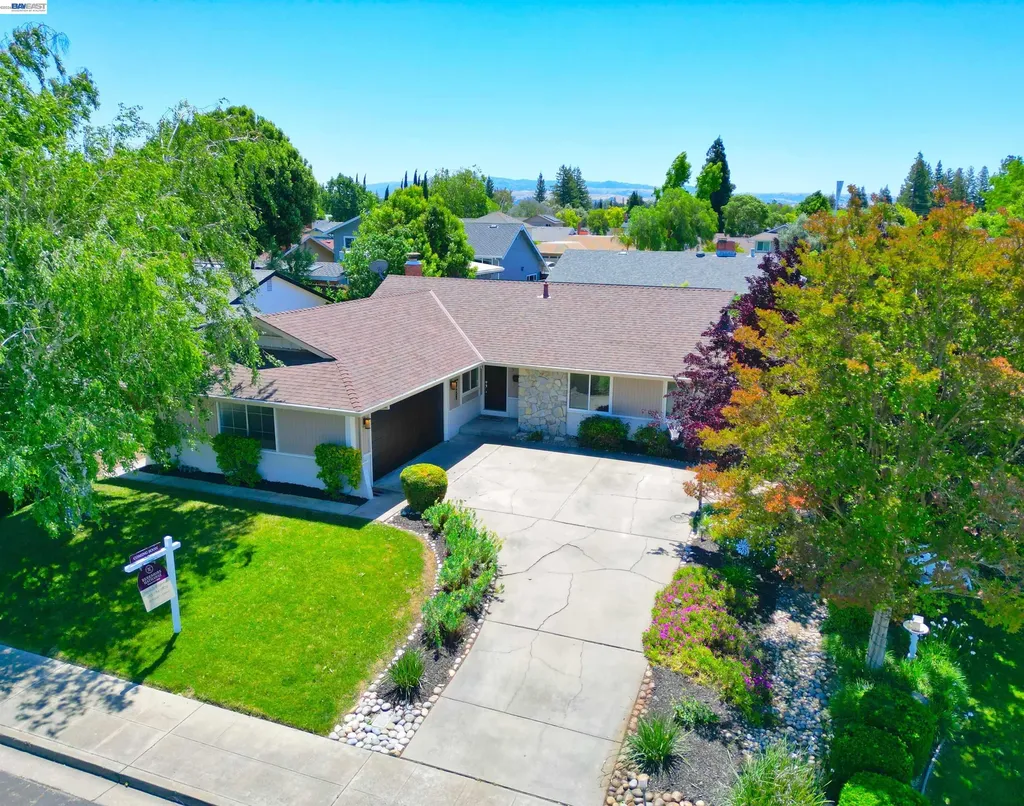 637 Dover Way Livermore CA 94551