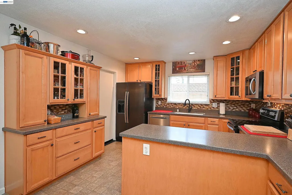 637 Dover Way Livermore CA 94551