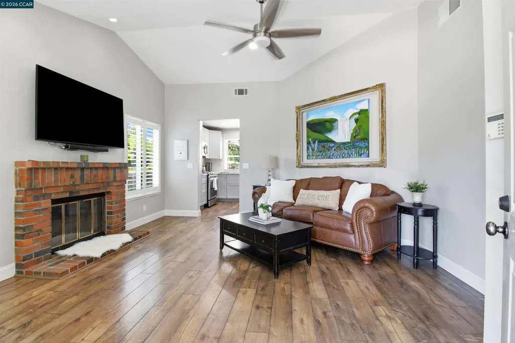 4956 Erica Way Livermore CA 94550