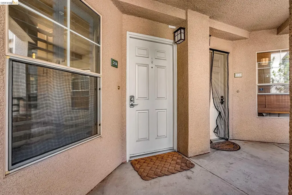 180 Caldecott Lane Oakland CA 94618