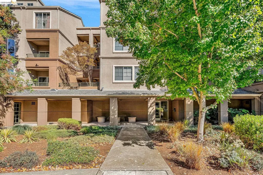 180 Caldecott Lane Oakland CA 94618