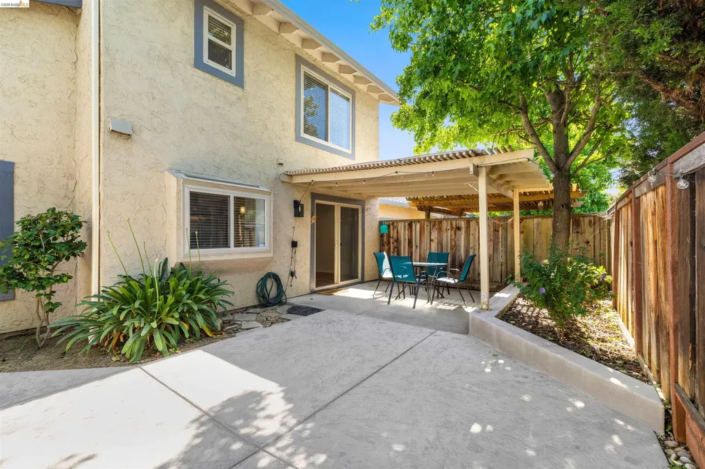 2135 Rock Pass Place Martinez CA 94553