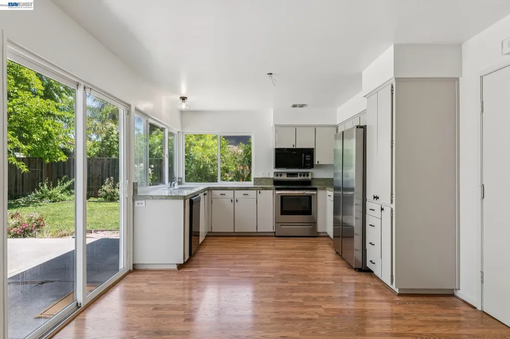 2884 Lyon Circle Concord CA 94518