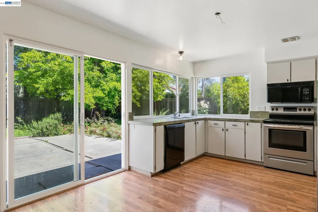 2884 Lyon Circle Concord CA 94518