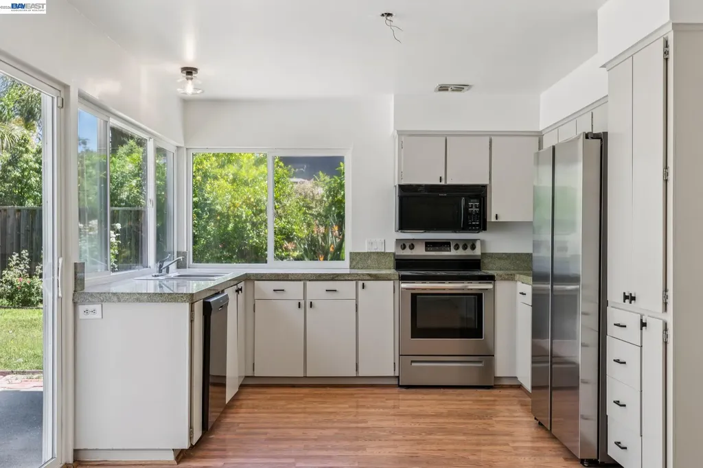 2884 Lyon Circle Concord CA 94518