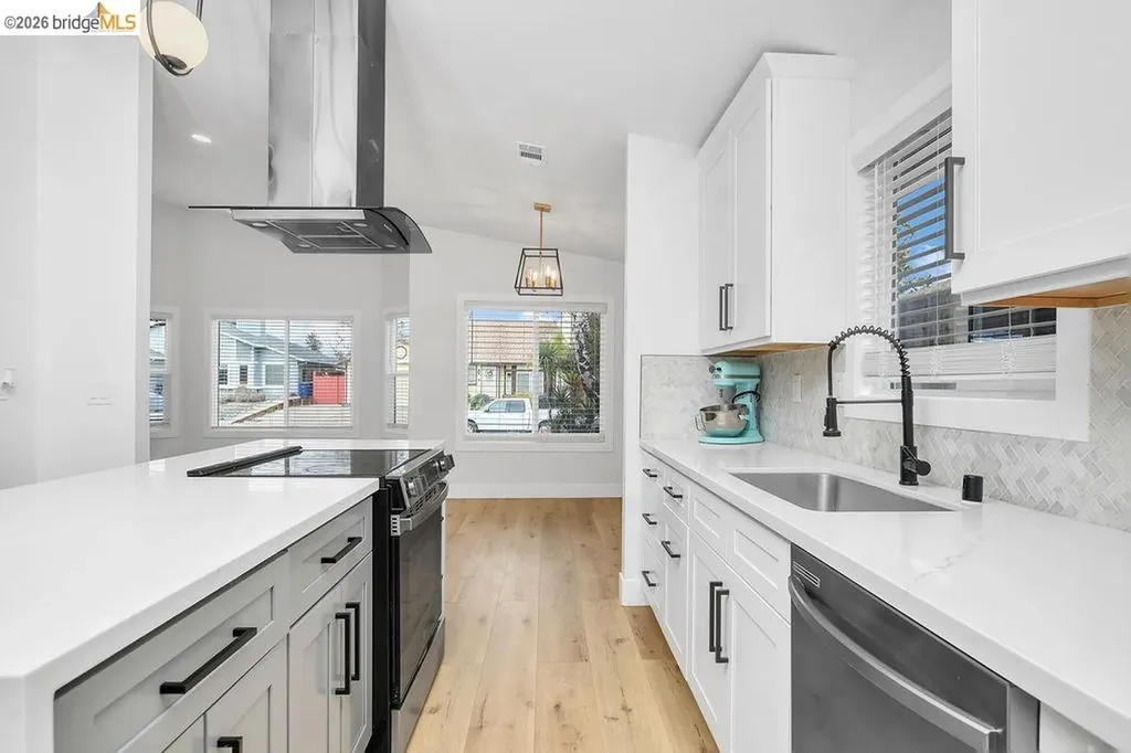 215 Spindrift Court Oakley CA 94561