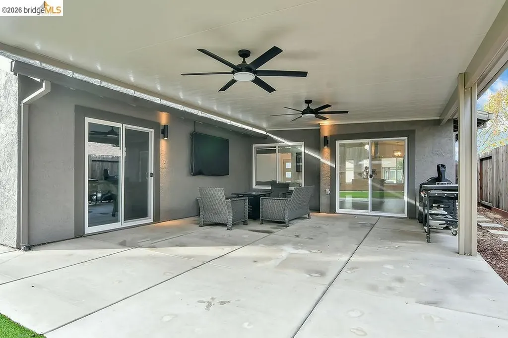 215 Spindrift Court Oakley CA 94561