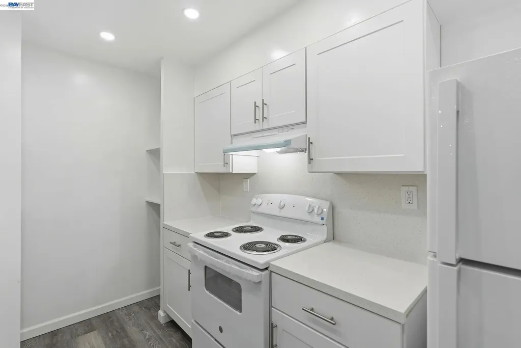 444 Merritt Avenue Oakland CA 94610