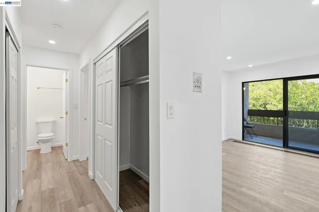 444 Merritt Avenue Oakland CA 94610