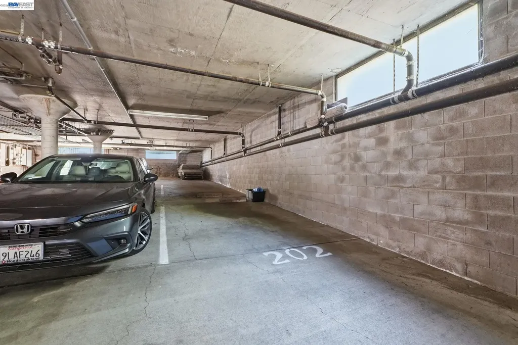 444 Merritt Avenue Oakland CA 94610