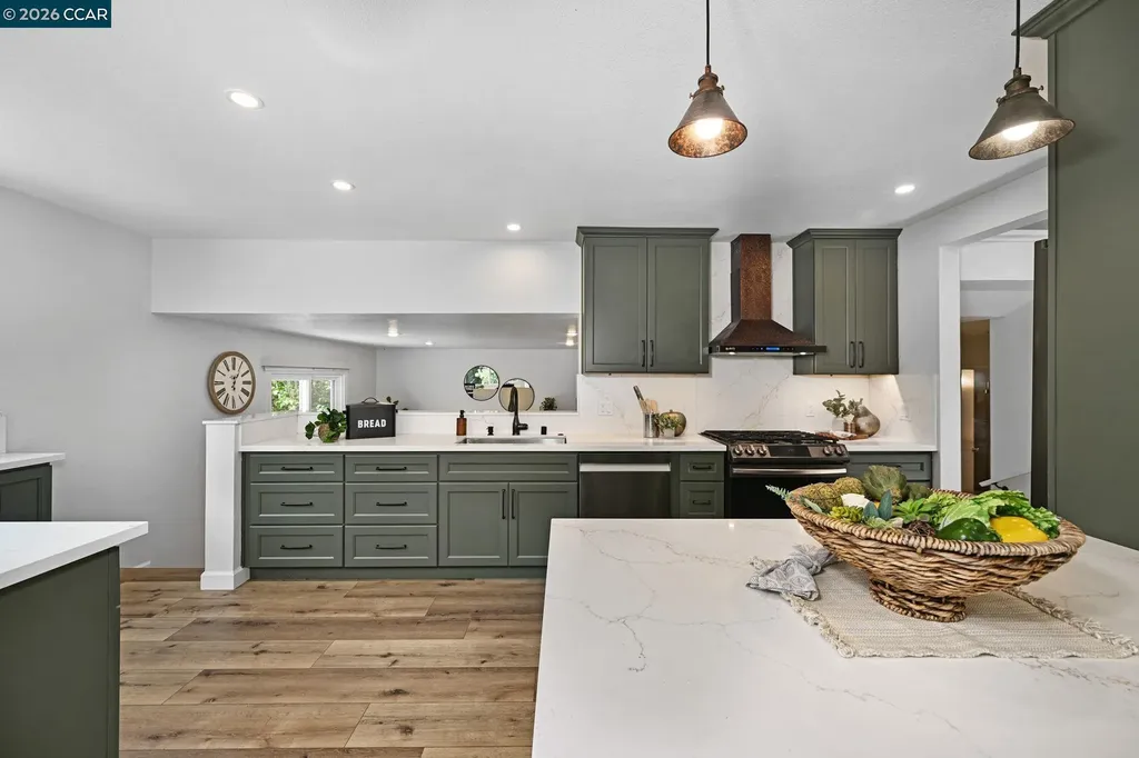 2407 Saybrook Place Martinez CA 94553